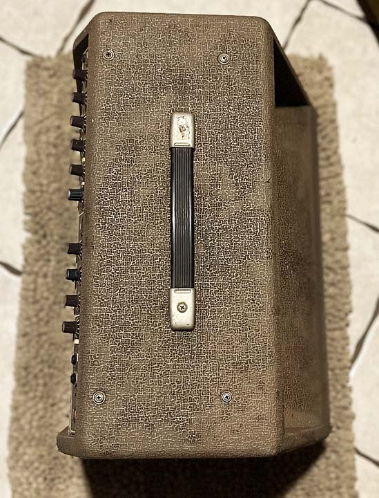 topusados-amplificador-fender-02